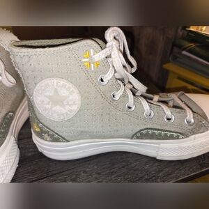 Women's Converse Chuck Taylor All Star 'Autumn Embroidery' Size 7